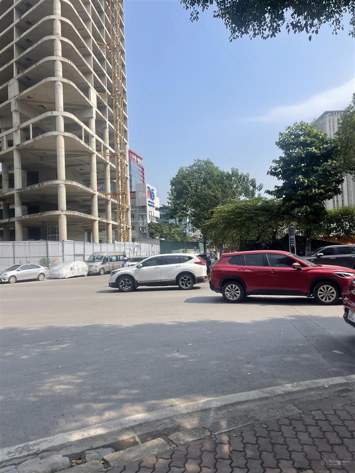 Siêu phẩm mỹ đình, nam từ liêm 165m2, 9 tầng, mặt tiền 12,5m, 40 phòng dòng tiền 200tr/ tháng