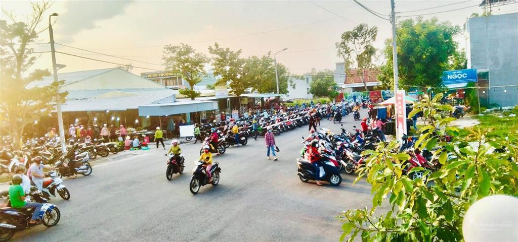 2 lô duy nhất giá cđt (có ưu đãi  có sổ) tại khu phố chợ điện nam trung  vị trí vàng kinh doanh