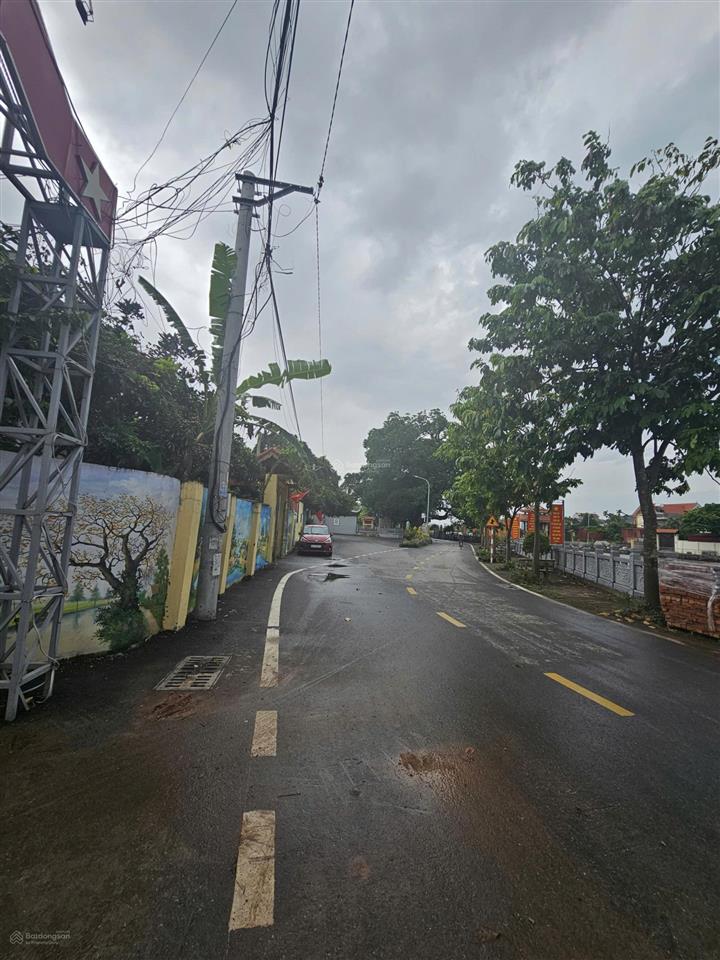 Siêu phẩm f0 võng xuyên 168m² khổ vuông, ô tô đỗ cửa, vài bước ra hồ, giá hơn 3 tỷ 0915 074 ***