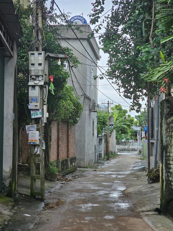Siêu phẩm f0 võng xuyên 168m² khổ vuông, ô tô đỗ cửa, vài bước ra hồ, giá hơn 3 tỷ 0915 074 ***