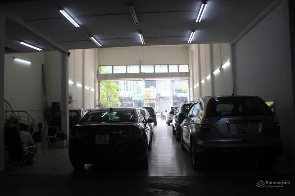 Cho thuê mặt bằng kinh doanh siêu rộng 900m mặt tiền 9m phố nguyễn văn cừ cách hồ gươm 9 phút đi xe