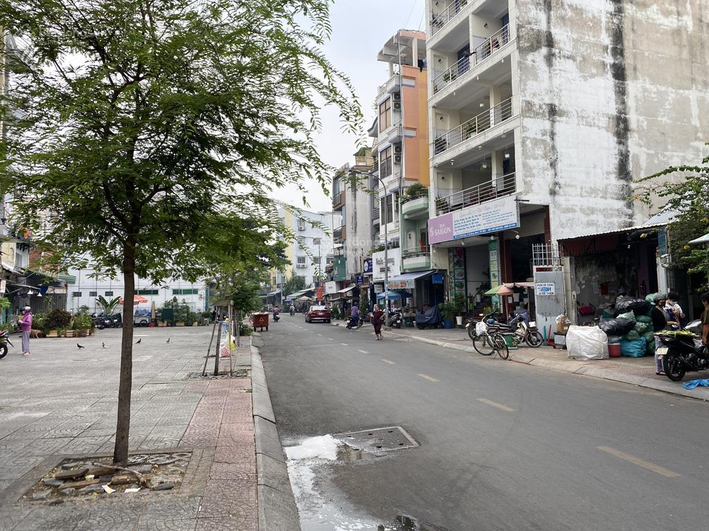 Bán nhà mặt tiền đề thám, quận 1 3.65m nở hậu 3.8m x 24m, công nhận 72.34m2, gần ngã 4 cô giang