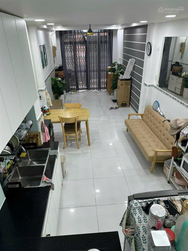 Cho thuê nhà hẻm 60 lê thị riêng, quận 1 3.2m x 11m, 3 lầu, 5pn, 3wc... hẻm thông ra bùi thị xuân