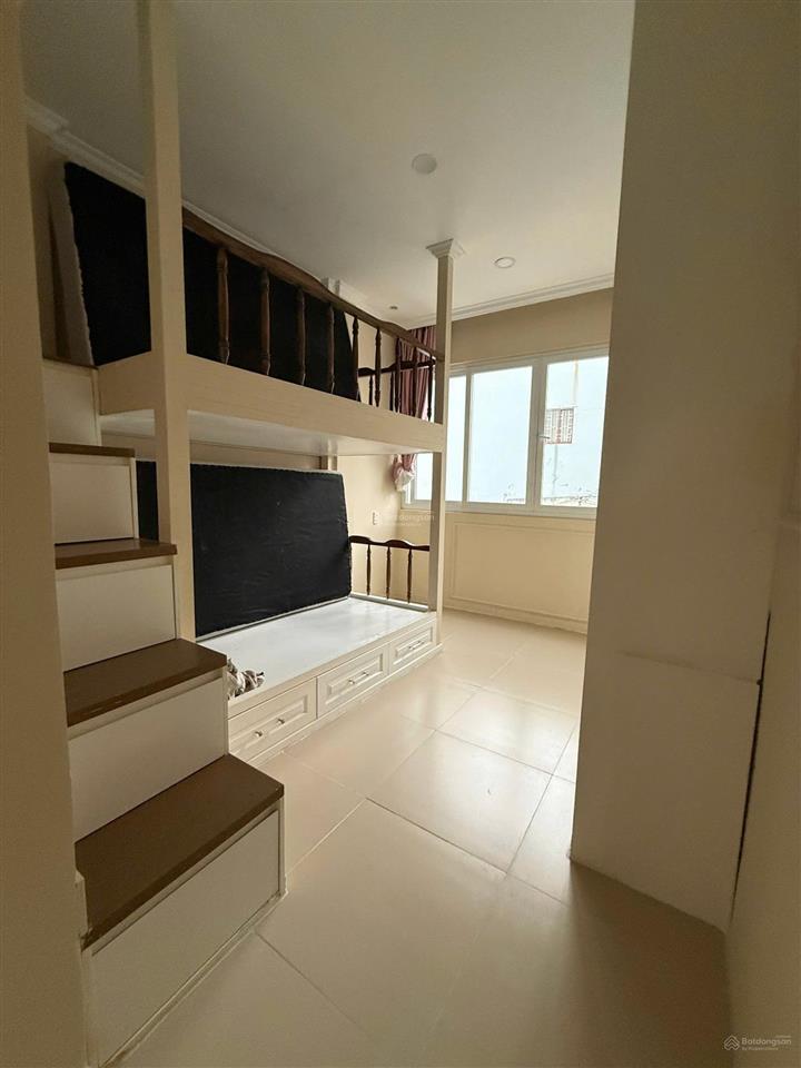 Cho thuê nhà hẻm rộng 5m (oto vào tận cửa) đường vạn kiếp, p.3, q.bình thạnh 3,5m x 14m, 3 lầu...