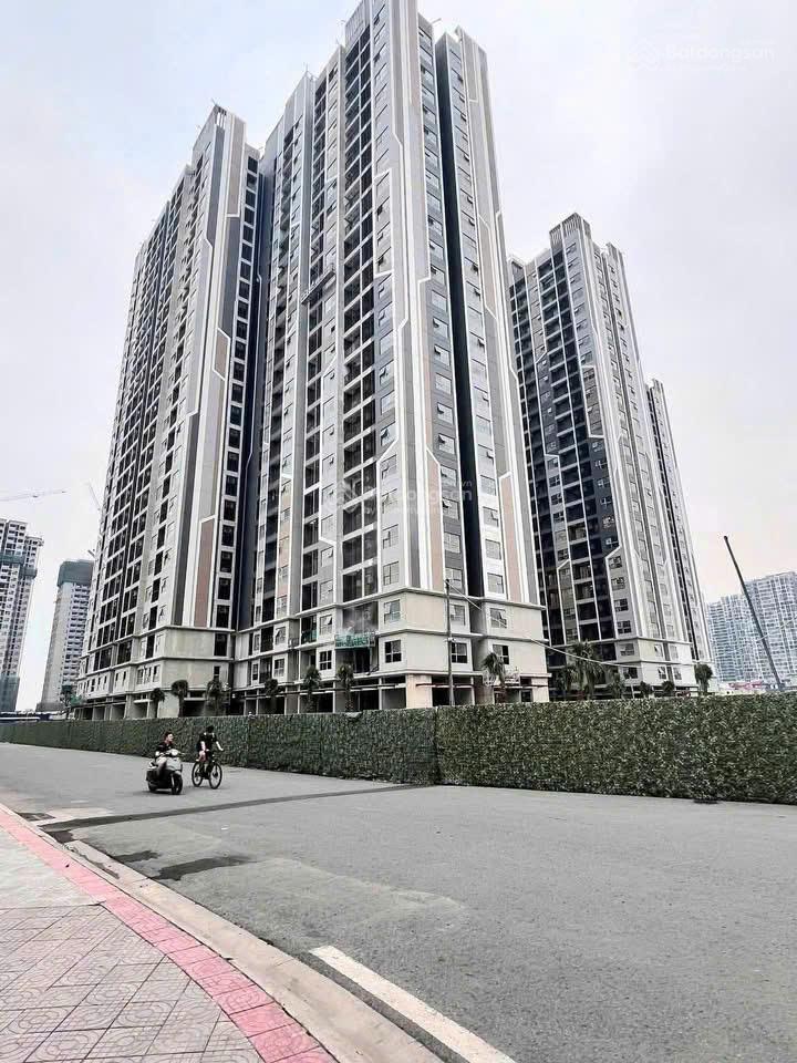 " siêu rẻ" bán căn studio 30.7m2 tầng trung giá 2.260 tỏi bao phí tại beverly  vinhomes ocean park