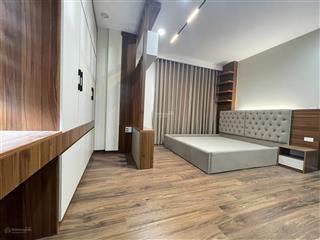 Mặt phố bất chấp kinh doanh  thang máy  lô góc  trung tâm thanh xuân dt 41m2 giá 16 tỷ