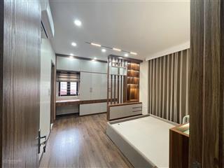 Chủ sang nước ngoài cần bán căn lô góc  thang máy  kinh doanh phố cự lộc mặt tiền 5m giá 16 tỷ