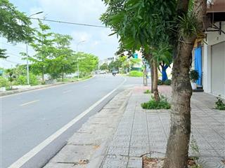 Cần bán gấp nhà ô tô tránh  vỉa hè lớn  mặt đường trục chính thanh tân kiến xương, 100m² giá 5 tỷ