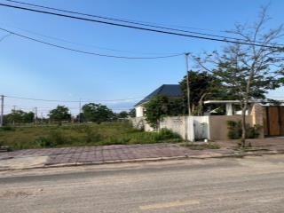 Ngộp ngân hàng cần bán gấp lô đất 306m2 kề bên phố cổ hội an giá chỉ 12tr/m2