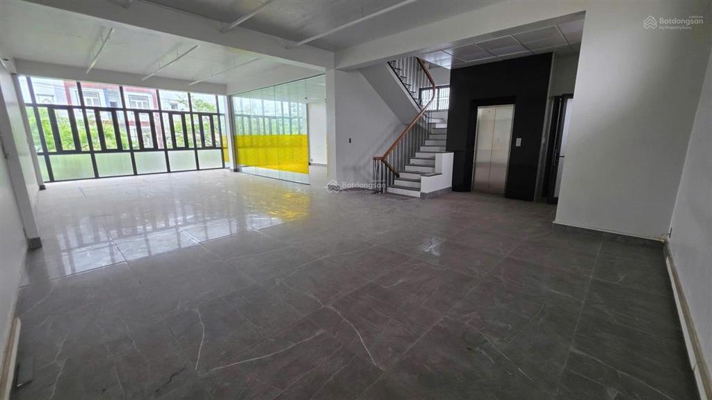 Cho thuê kho xưởng kết hợp toà văn phòng rộng 500m2 tại đường nguyễn chánh, tp đà nẵng