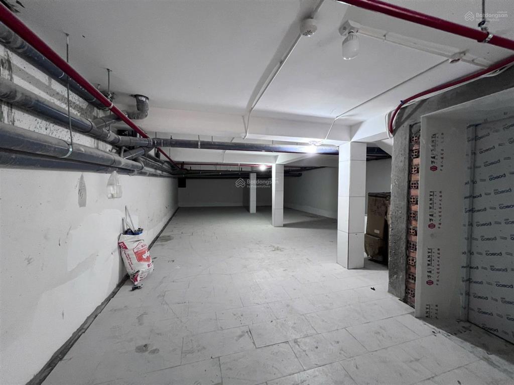 Bán nhà 43 phòng 1trệt 3lầu 1hầm đường 160 lã xuân oai, tăng nhơn phú a, quận 9