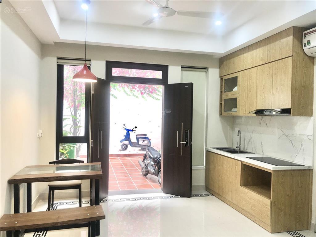 Cho thuê căn hộ full nội thất tại từ hoa, quảng an, q.tây hồ, nhà sát hồ tây