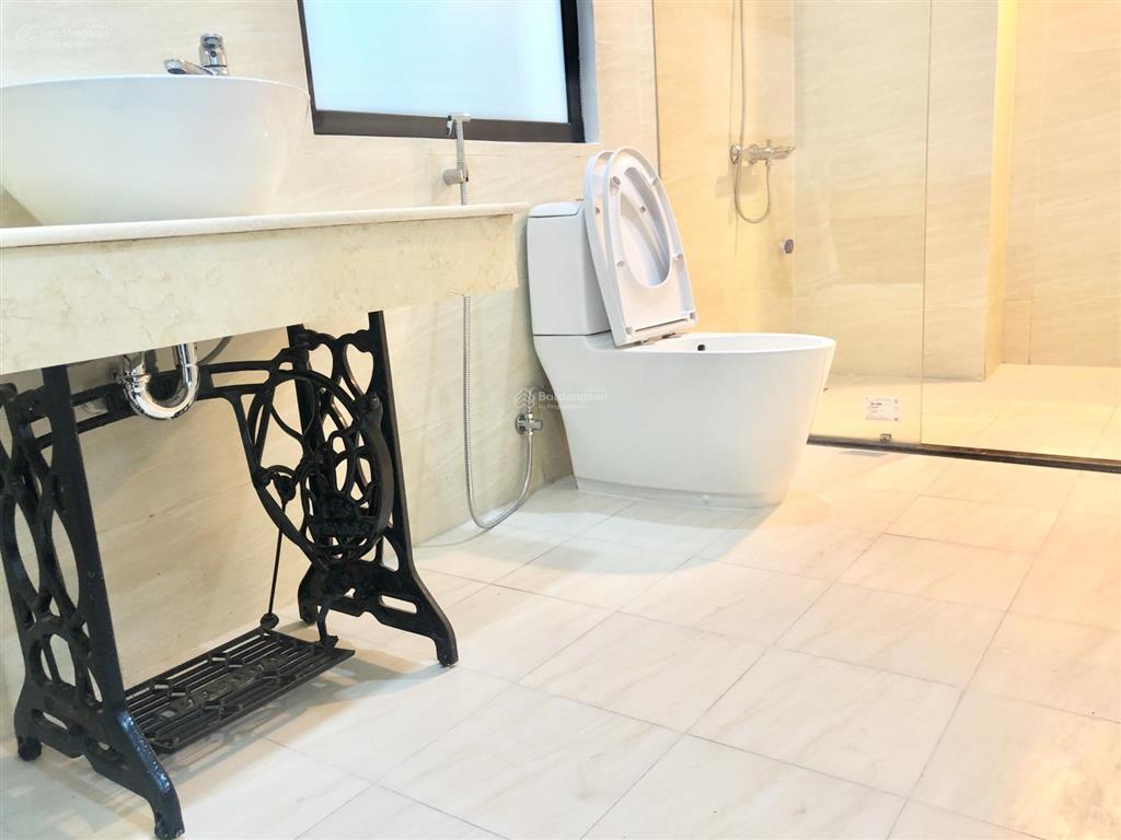 Cho thuê căn hộ full nội thất tại từ hoa, quảng an, q.tây hồ, nhà sát hồ tây