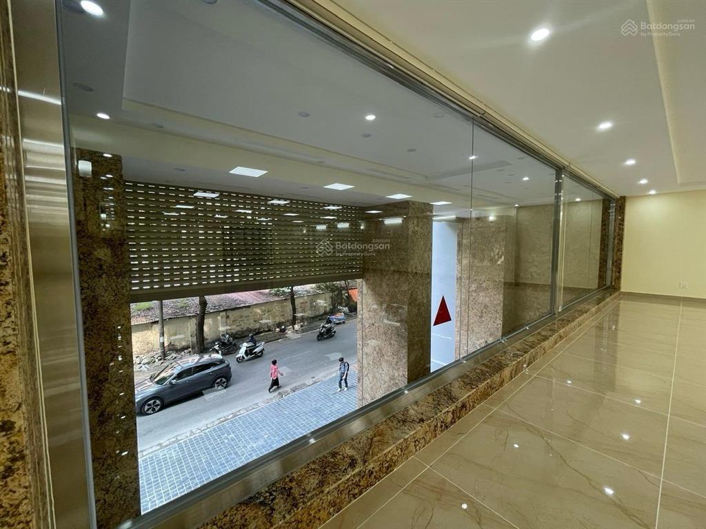 Cho thuê tòa nhà 10 tầng ốp kính full hoàng ngân 190m² x 10t, mt 8m, thông sàn, thang máy. 100tr