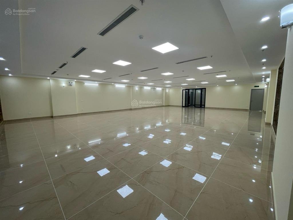 Cho thuê tòa nhà 10 tầng ốp kính full hoàng ngân 190m² x 10t, mt 8m, thông sàn, thang máy. 100tr