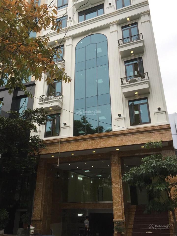 Cho thuê tòa nhà mặt phố trường chinh. vị trí đẹp. dt 160m2, mt 7m, 9 tầng 1 hầm , thang máy. 90tr