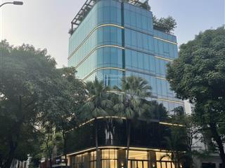 Nhà lô góc nguyễn tuân, 110m2 x 5 tầng  thang máy, phù hợp văn phòng, showroom, giá 59tr