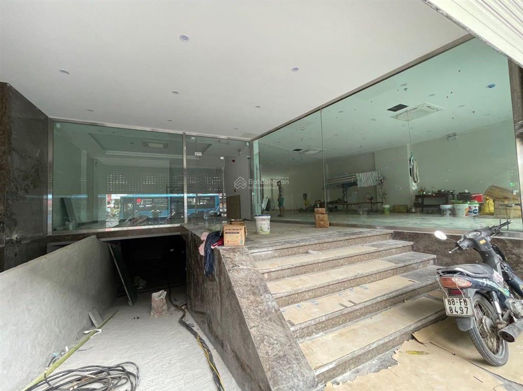 Cho thuê tòa nhà mặt tiền nguyễn trãi  vũ trọng phụng dt 140m2, 8 tầng + 1 hầm, thông sàn pccc