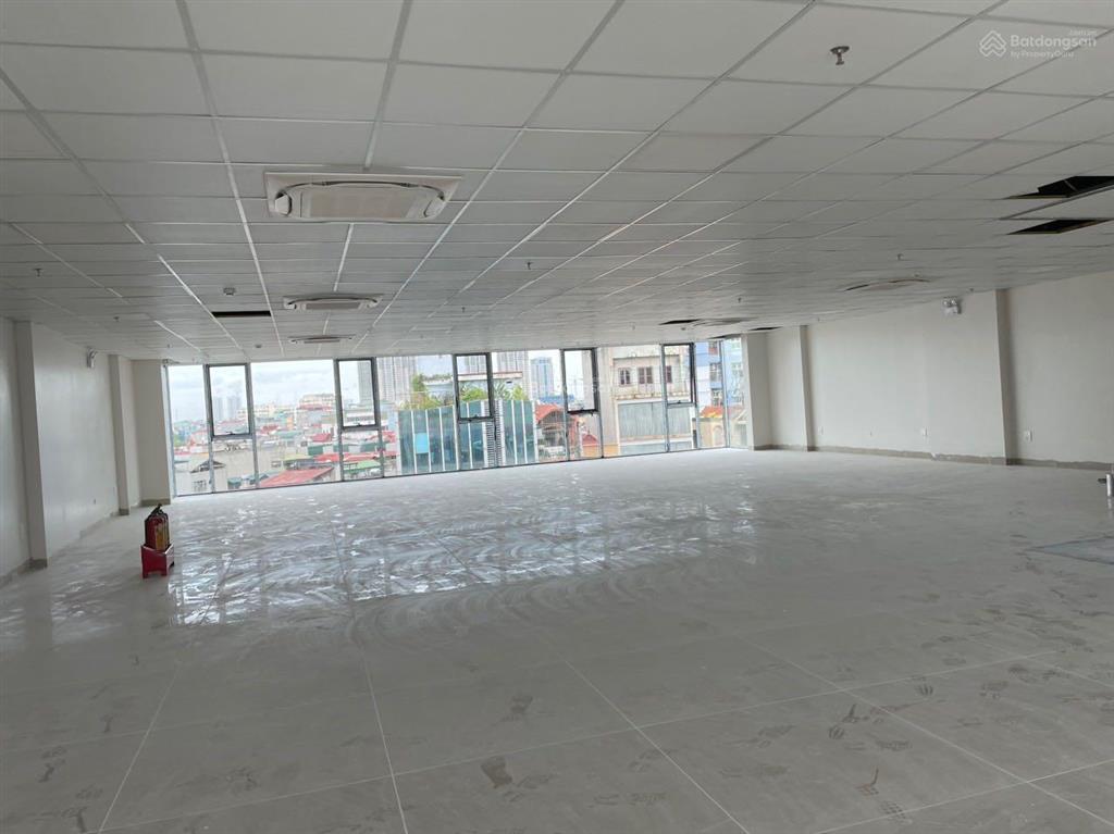 Cho thuê tòa nhà mặt tiền nguyễn trãi  vũ trọng phụng dt 140m2, 8 tầng + 1 hầm, thông sàn pccc