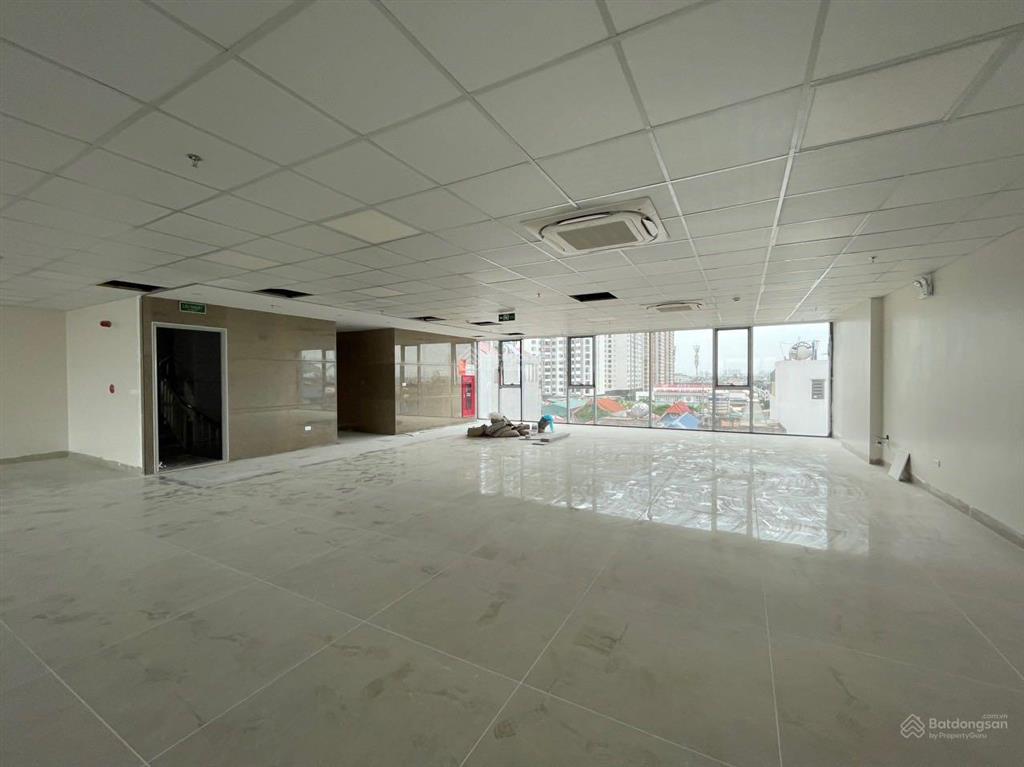 Cho thuê tòa nhà mặt tiền nguyễn trãi  vũ trọng phụng dt 140m2, 8 tầng + 1 hầm, thông sàn pccc