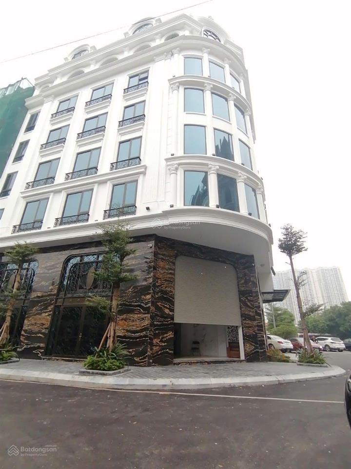 Cho thuê nhà lô góc dịch vọng hậu, cầu giấy, 180m2, 7t, 1h, mt 28m, nhà mới 100% pccc. giá 100tr