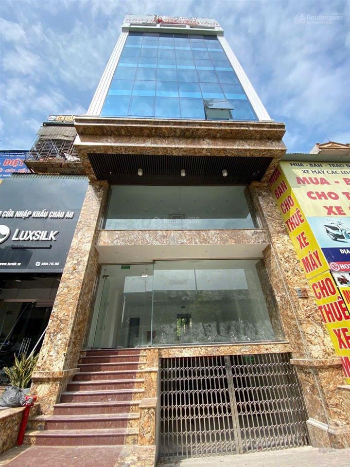 Cho thuê nhà phố lạc long quân vừa xây xong dt 55m2x7t, mt 7m thông sàn thang máy cuối giá 25tr