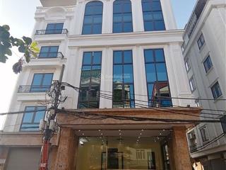 Chính chủ cho thuê nhà trong ngõ tại võ chí công dt 70m2x6t, mt 5m ngõ rộng 2 ô tô tải. giá 30tr/th