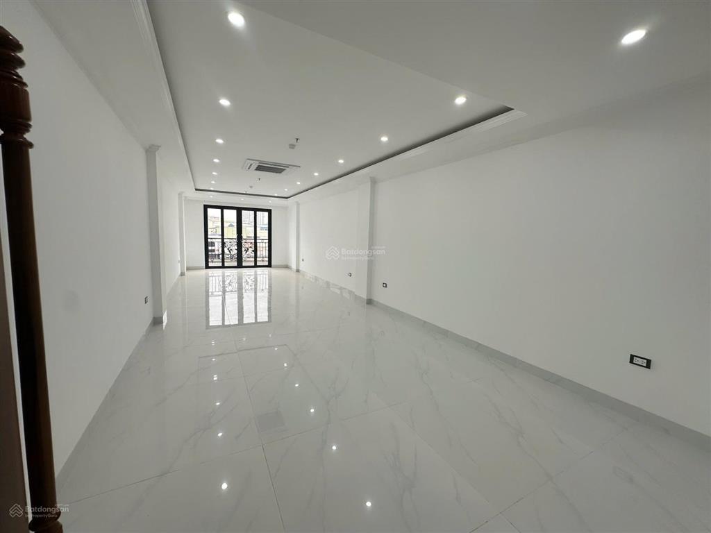 Chính chủ cần cho thuê sàn văn phòng mới xây nguyễn xiển dt100m2 pccc đủ giá chỉ từ 5tr/tháng