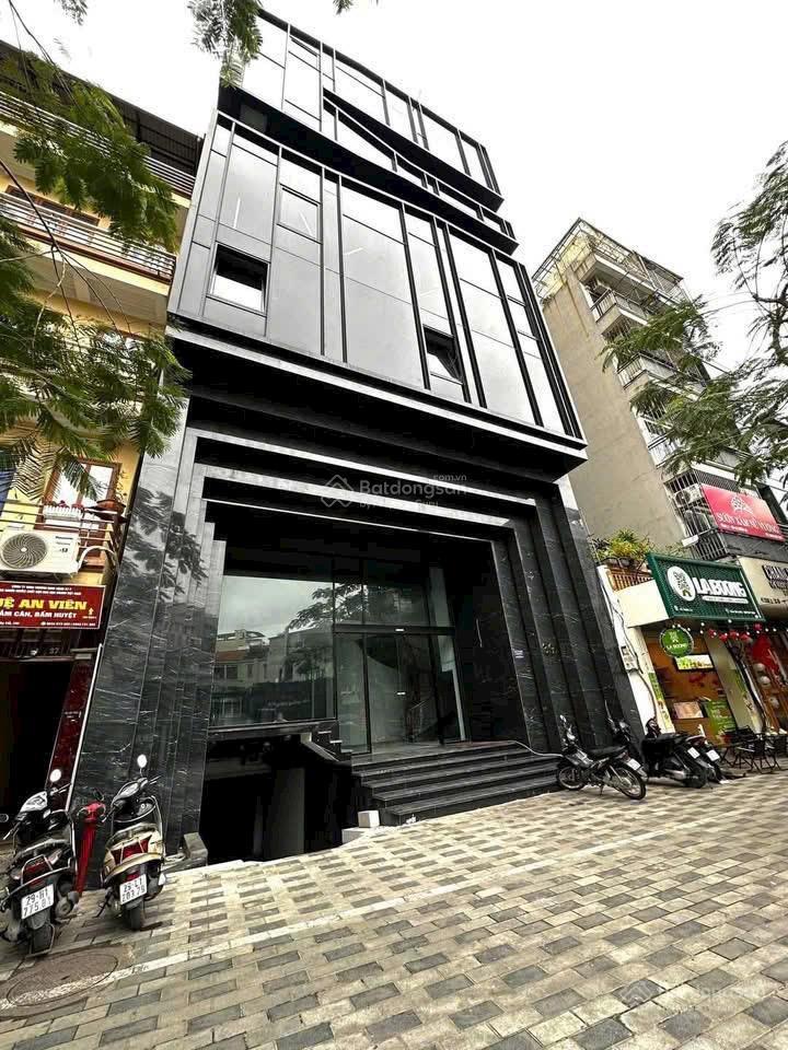 Cho thuê 100102 nhà mặt phố hoàng ngân, cầu giấy, 330 triệu chính chủ cho thuê dt300m2 x10t 1 hầm