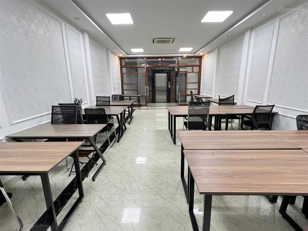 Cho thuê nhà ngõ 120 trường chinh, thanh xuân  mặt tiền 7,5m, ô tô đỗ cửa thoải mái, giá hợp lý