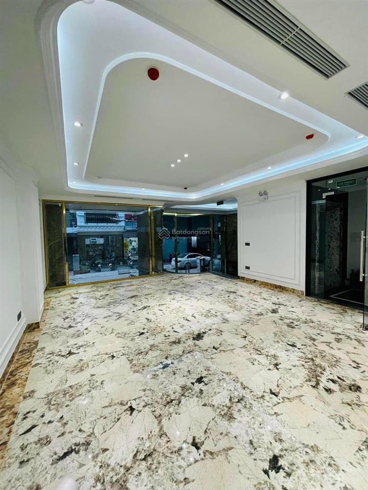 Nhà mới xây phố trần duy hưng  nguyễn khang thang máy dt 63m2 x 7t, 2 ôtô 7 chỗ tầng 1, giá 24tr