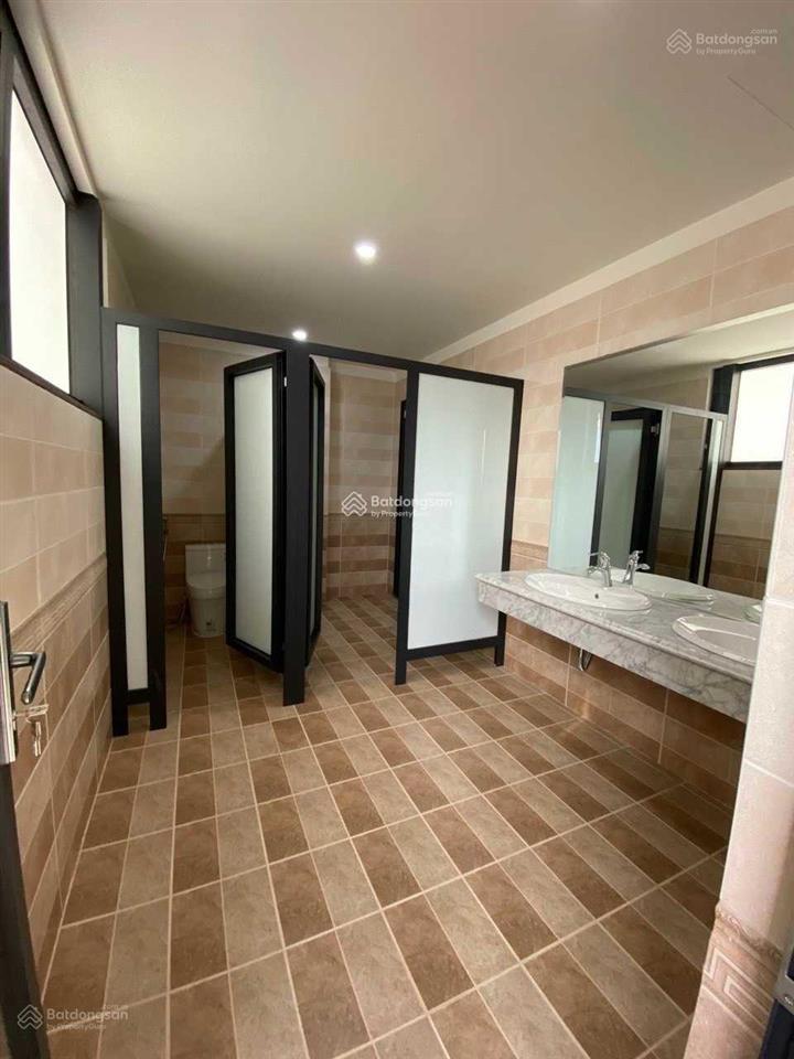 Nhà riêng nguyễn quốc trị  cầu giấy, 190m2x8t, 1 hầm, mt 12m, thông sàn, thang máy, pccc đầy đủ