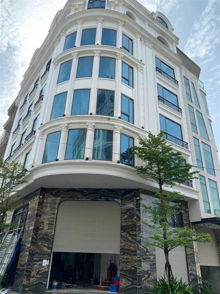 Cho thuê tòa nhà mặt phố khương đình. dt 160 m² * 8 tầng + 1 hầm. mt 10m. thông sàn, thang máy