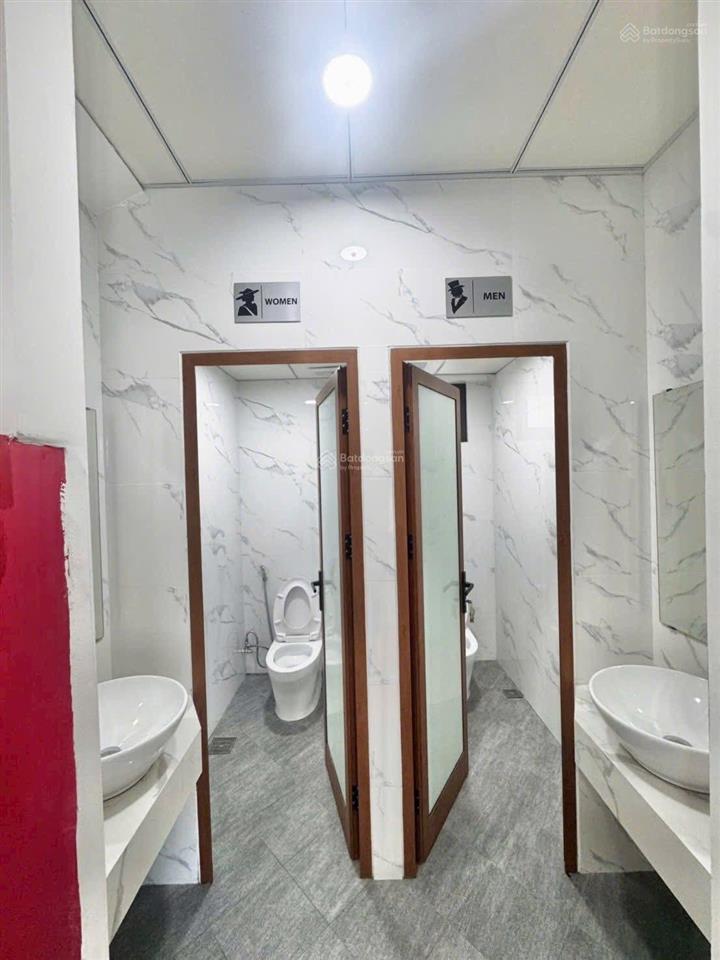 Siêu phẩm nguyễn thị thập gần lê văn lương 100m2  7 tầng  thang máy  mt8m  45tr/th