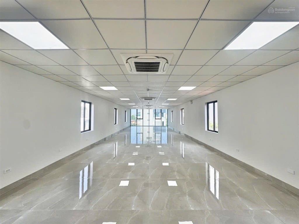 Siêu phẩm nguyễn thị thập gần lê văn lương 100m2  7 tầng  thang máy  mt8m  45tr/th