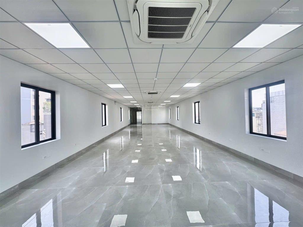 Siêu phẩm nguyễn thị thập gần lê văn lương 100m2  7 tầng  thang máy  mt8m  45tr/th