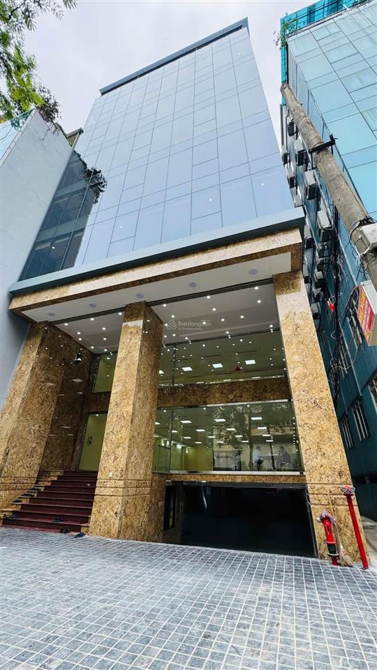 Chính chủ cần cho thuê nhà mặt phố vừa xây xong mặt phố trường chinh dt 300m² x7t 1 hầm pccc thẩm