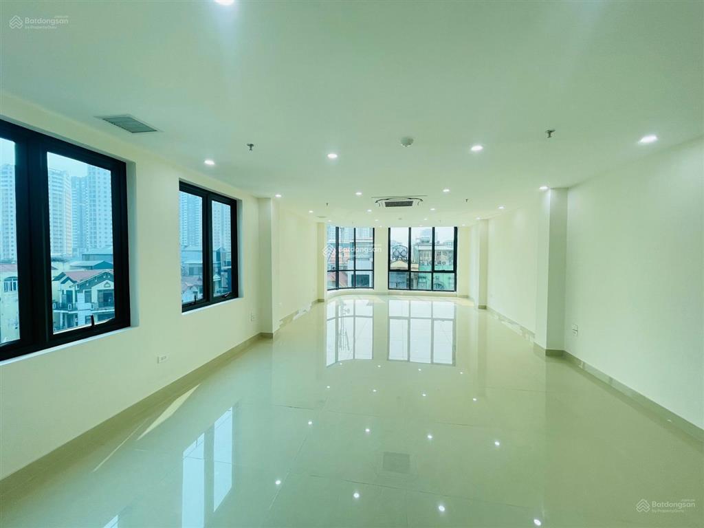 Cho thuê nhà tôn thất thuyết  nguyễn hoàng dt 80m2x7t để 2 ô tô trong nhà  thông sàn, thang máy