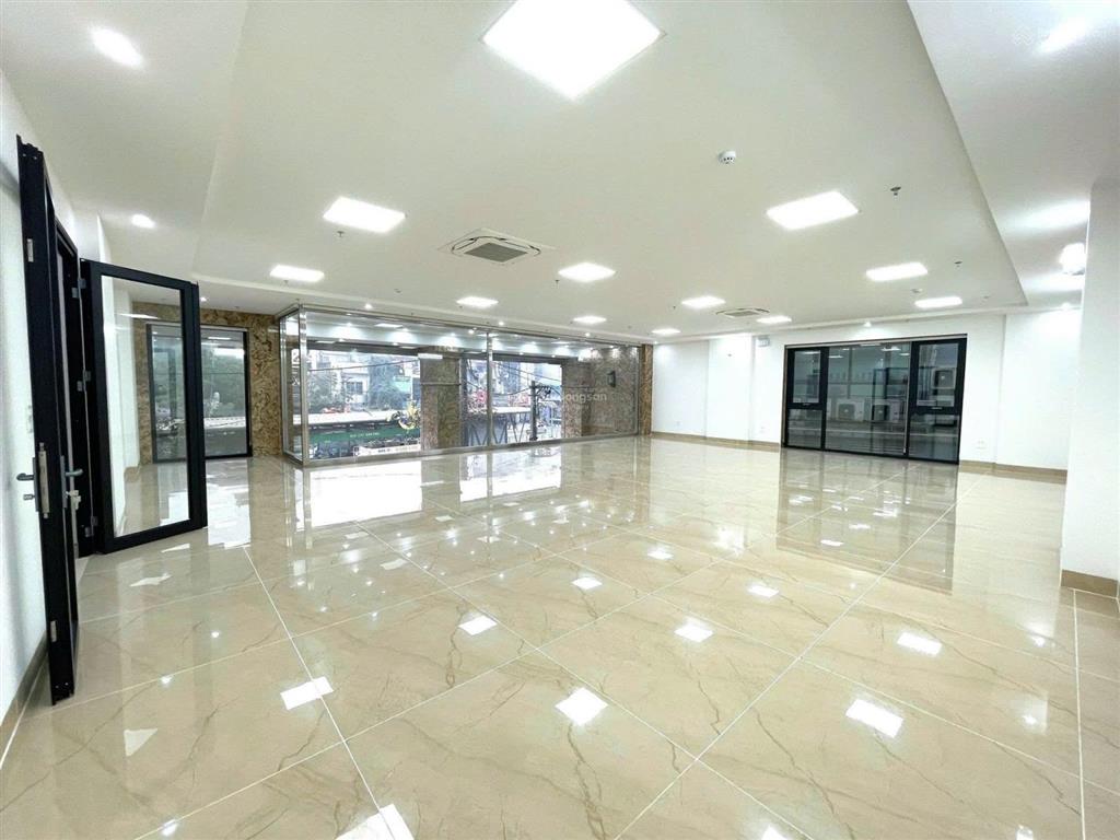 Cho thuê mặt phố nguyễn trãi ngã tư sở  dt 280m2 x7t 1 hầm  giá thuê 180 tr/th  pccc đầy đủ