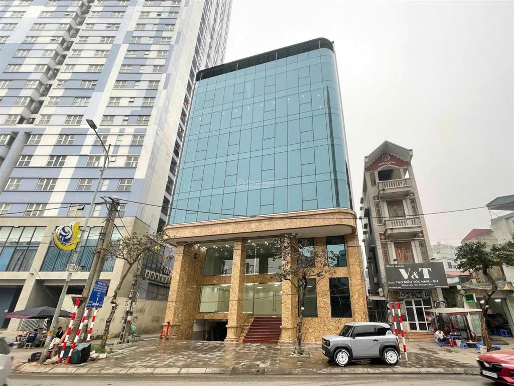 Cho thuê mặt phố nguyễn trãi ngã tư sở  dt 280m2 x7t 1 hầm  giá thuê 180 tr/th  pccc đầy đủ
