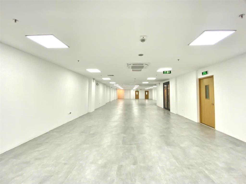 Cho thuê văn phòng office tower mặt phố tây sơn  đống đa 3 mặt 280m2/sàn, 2 thang máy, đủ pccc