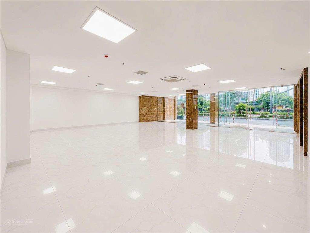 Phân lô liền kề vũ tông phan 140m2x5t 1 hầm mt7m thông sàn thang máy ô tô đỗ quanh nhà giá 39tr/th