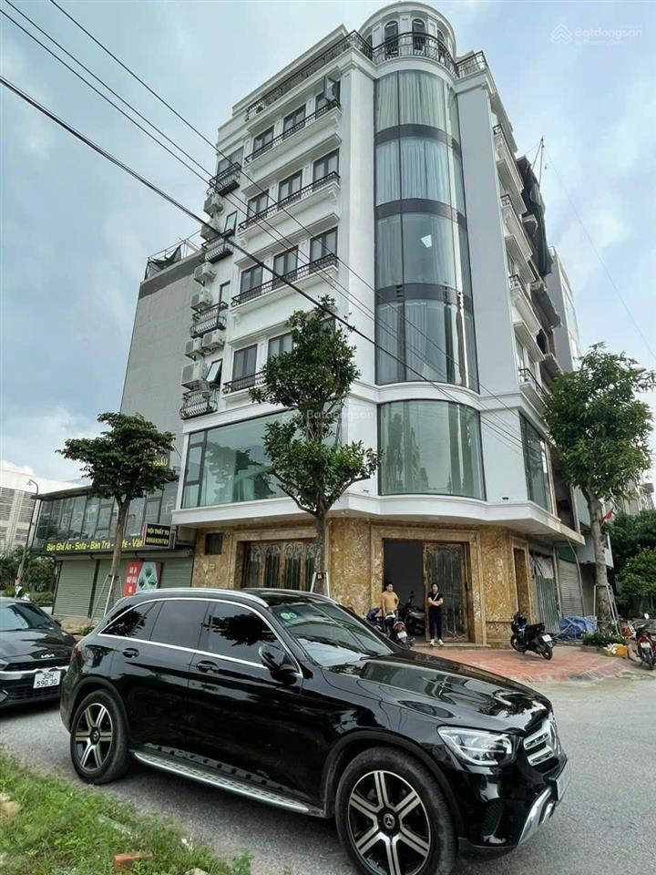 Cho thuê nhà mp kd phố mạc thái tông  vị trí siêu đẹp. diện tích 110m2 x 4t + 1 hầm  mặt tiền 7m