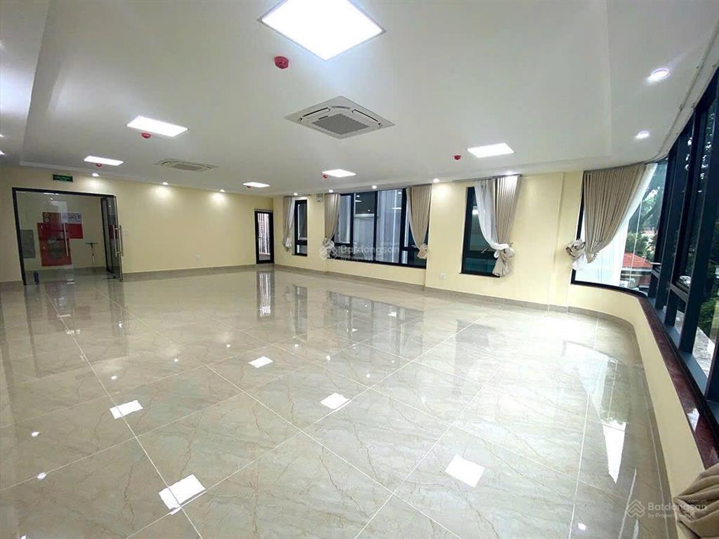 Nhà mặt phố nguyễn phong sắc  trần đăng ninh  cầu giấy dt 100m2x8t mt 6m thông sàn full kính mt