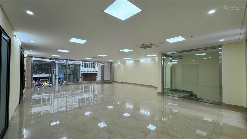 Chính chủ cần cho thuê mặt bằng hoàng ngân kinh doanh dt 230m2 t12 mặt tiền 6m5 kinh doanh spa