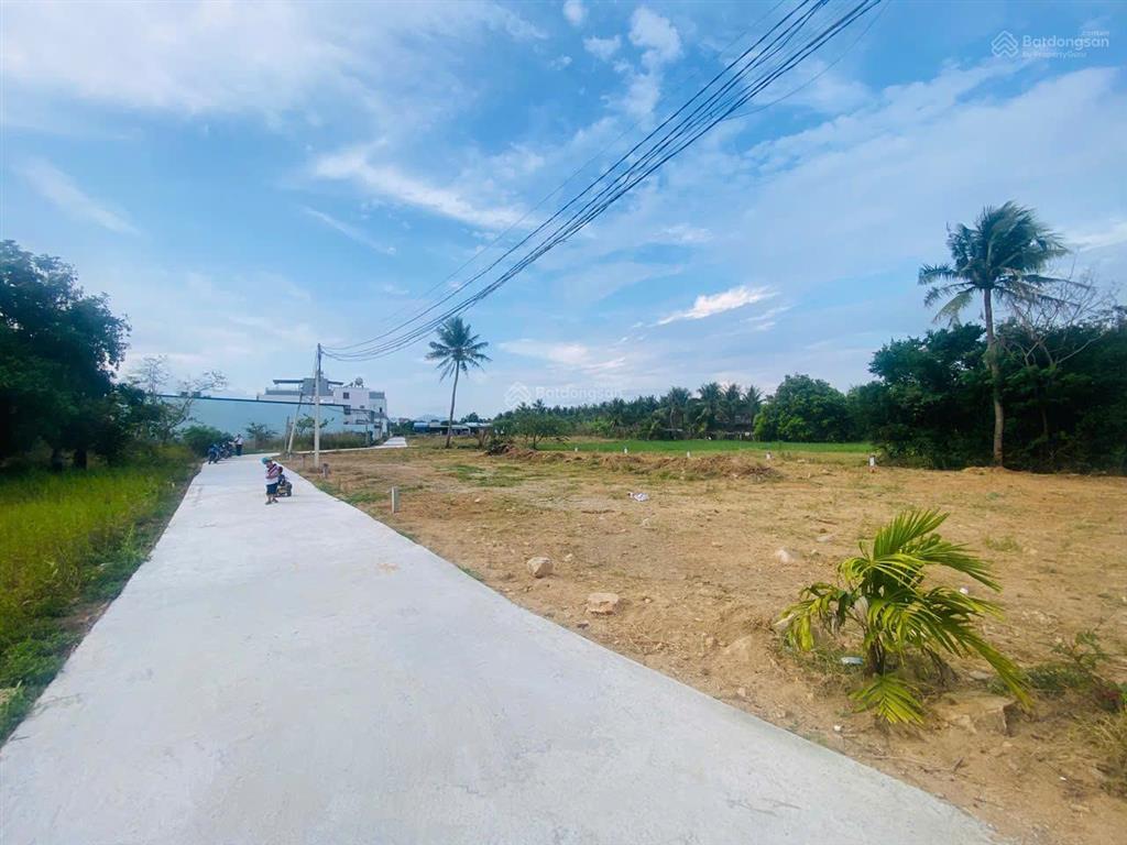 Bán đất thổ cư phương bắc cam ranh 5x20 giá chỉ 1ty250 đường ô tô