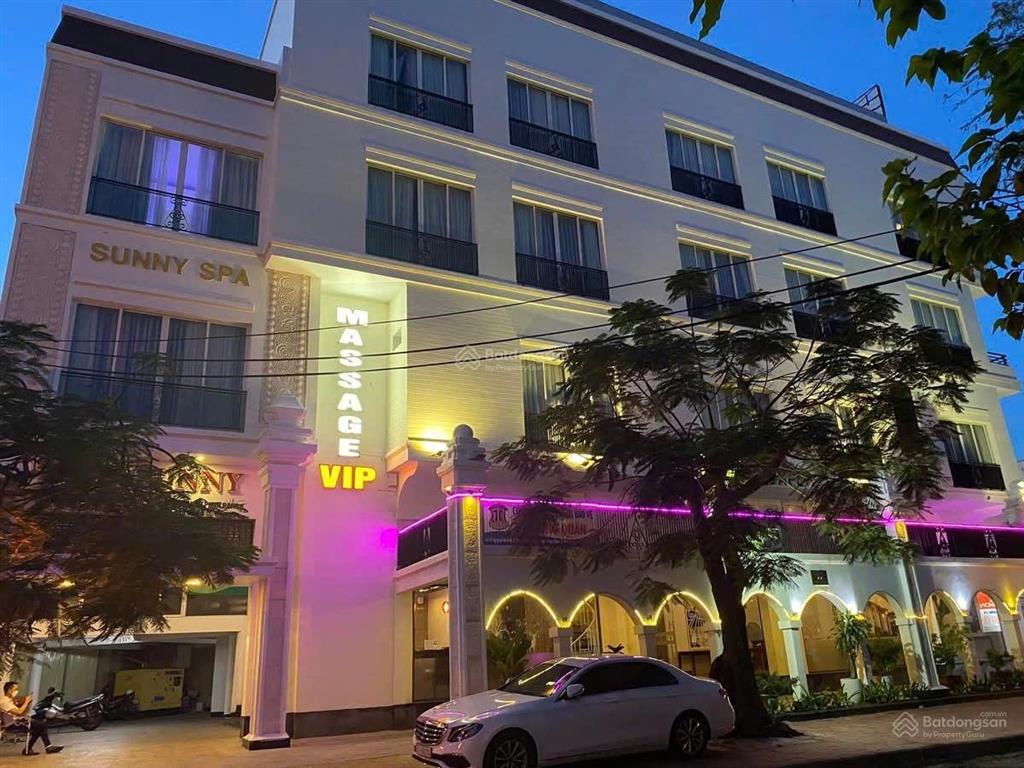 Bán khách sạn tại phường thanh sơn, phan rang 659.8m2 giá 39 tỷ vị trí siêu đẹp nội thất sang trọng