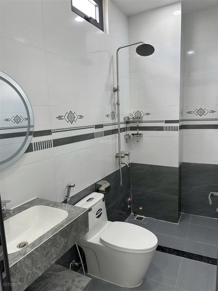 Nhà ba làng vĩnh hòa cũ cách biển chỉ 50m nhà mới ở ngay cho thuê có dòng tiền tốt