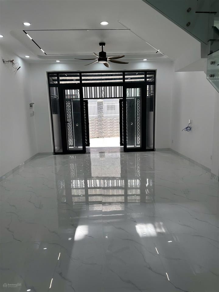 Nhà ba làng vĩnh hòa cũ cách biển chỉ 50m nhà mới ở ngay cho thuê có dòng tiền tốt