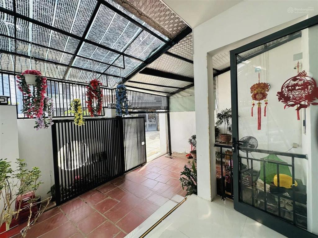 Bán nhà mới khu vực xóm chiếu tổ vĩnh điềm trung, nha trang giá 4tỷ050